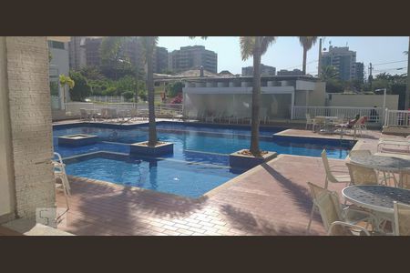 Apartamento à venda com 75m², 3 quartos e 1 vaga Apartamento à venda com 75m², 3 quartos e 1 vagaÁrea comum - Piscina