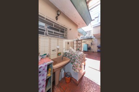 Casa à venda com 200m², 4 quartos e 4 vagasLavanderia