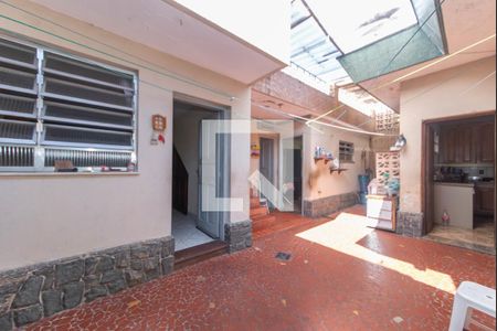 Casa à venda com 200m², 4 quartos e 4 vagasQuintal