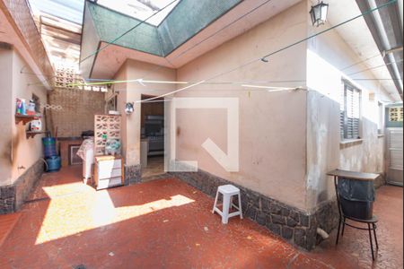 Casa à venda com 200m², 4 quartos e 4 vagasQuintal