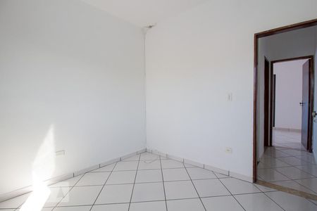 Casa de condomínio à venda com 48m², 2 quartos e 1 vaga Casa de condomínio à venda com 48m², 2 quartos e 1 vagaQuarto2