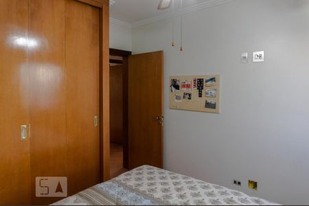 Apartamento à venda com 370m², 4 quartos e 4 vagas Apartamento à venda com 370m², 4 quartos e 4 vagasQuarto 1