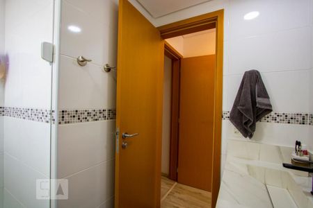 Apartamento à venda com 72m², 2 quartos e 1 vagaBanheiro do quarto 1