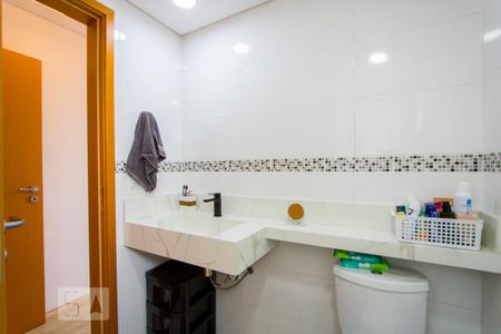 Apartamento à venda com 72m², 2 quartos e 1 vagaBanheiro do quarto 1