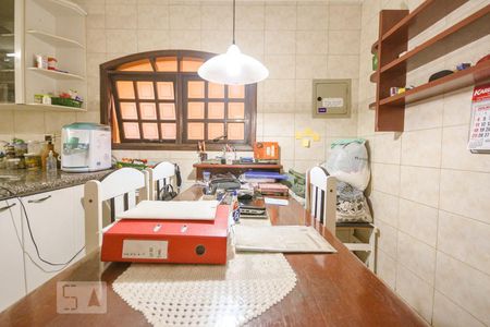 Casa para alugar com 150m², 3 quartos e 2 vagas Casa para alugar com 150m², 3 quartos e 2 vagasSala de Jantar