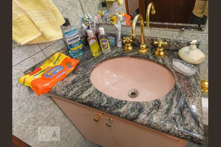 Casa para alugar com 150m², 3 quartos e 2 vagas Casa para alugar com 150m², 3 quartos e 2 vagasBanheiro 2