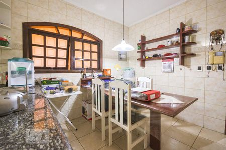 Casa para alugar com 150m², 3 quartos e 2 vagas Casa para alugar com 150m², 3 quartos e 2 vagasSala de Jantar