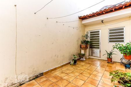Casa à venda com 250m², 4 quartos e 2 vagasQuintal Fundos