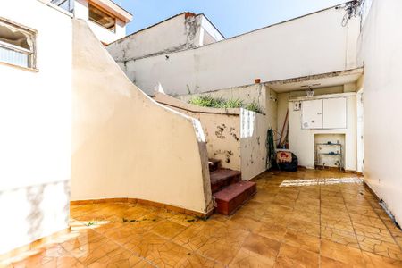 Casa à venda com 250m², 4 quartos e 2 vagasEntrada