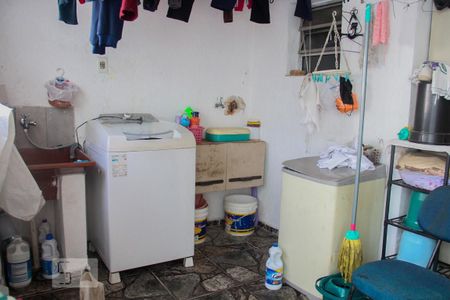 Casa à venda com 153m², 2 quartos e 1 vagaÁrea de Serviço