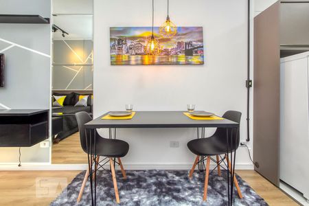 Studio de kitnet/studio para alugar com 1 quarto, 27m² em Centro, Curitiba