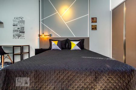 Studio de kitnet/studio para alugar com 1 quarto, 27m² em Centro, Curitiba