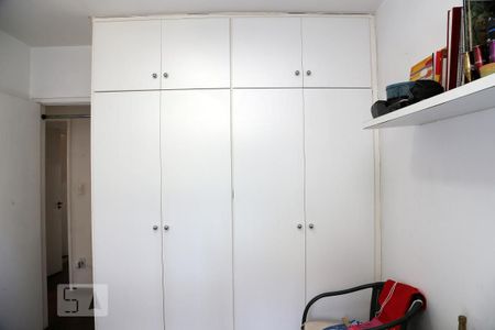 Apartamento à venda com 99m², 3 quartos e 2 vagasQuarto 1