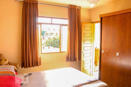 Casa à venda com 140m², 3 quartos e 15 vagas Casa à venda com 140m², 3 quartos e 15 vagasQuarto Suíte