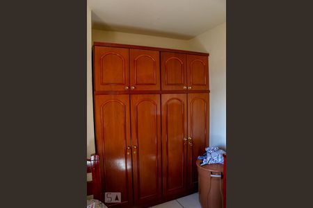 Casa à venda com 140m², 3 quartos e 15 vagas Casa à venda com 140m², 3 quartos e 15 vagasQuarto 2