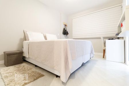 Apartamento à venda com 79m², 2 quartos e 1 vaga Apartamento à venda com 79m², 2 quartos e 1 vagaSuíte