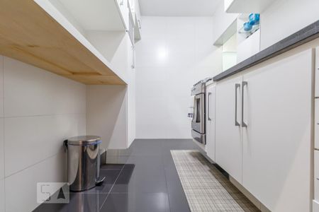 Apartamento à venda com 79m², 2 quartos e 1 vaga Apartamento à venda com 79m², 2 quartos e 1 vagaCozinha