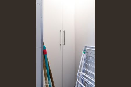 Apartamento à venda com 79m², 2 quartos e 1 vaga Apartamento à venda com 79m², 2 quartos e 1 vagaDespensa