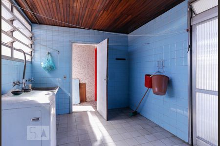 Casa para alugar com 520m², 4 quartos e 3 vagas Casa para alugar com 520m², 4 quartos e 3 vagasÁrea de Serviço