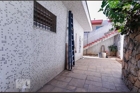 Casa para alugar com 520m², 4 quartos e 3 vagas Casa para alugar com 520m², 4 quartos e 3 vagasQuintal