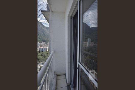 Varanda de apartamento para alugar com 2 quartos, 47m² em Jacarepaguá, Rio de Janeiro