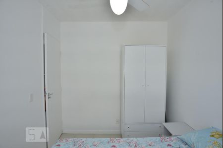 Quarto 1 de apartamento para alugar com 2 quartos, 47m² em Jacarepaguá, Rio de Janeiro