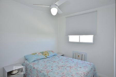 Quarto 1 de apartamento para alugar com 2 quartos, 47m² em Jacarepaguá, Rio de Janeiro