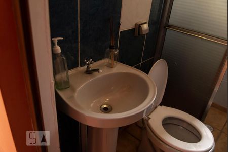Casa à venda com 240m², 5 quartos e 2 vagas Casa à venda com 240m², 5 quartos e 2 vagasPia