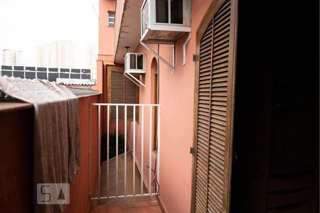 Casa à venda com 240m², 5 quartos e 2 vagas Casa à venda com 240m², 5 quartos e 2 vagasVaranda do Closet do Quarto 1