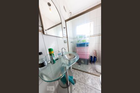 Casa à venda com 180m², 3 quartos e 3 vagas Casa à venda com 180m², 3 quartos e 3 vagasBanheiro