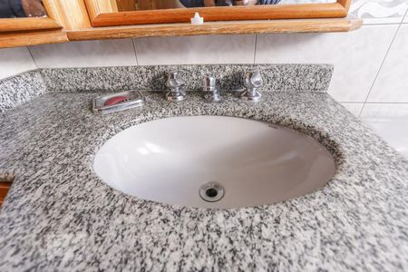 Apartamento à venda com 126m², 2 quartos e 1 vaga Apartamento à venda com 126m², 2 quartos e 1 vagaBanheiro Social