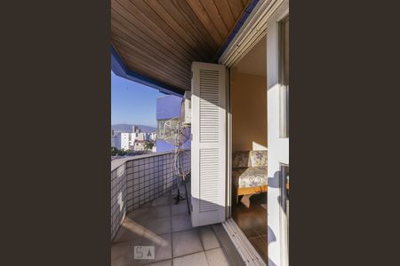 Apartamento à venda com 126m², 2 quartos e 1 vaga Apartamento à venda com 126m², 2 quartos e 1 vagaVaranda quarto 2