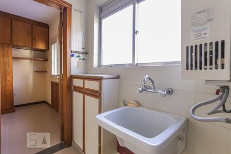 Apartamento à venda com 126m², 2 quartos e 1 vaga Apartamento à venda com 126m², 2 quartos e 1 vagaÁrea de Serviço