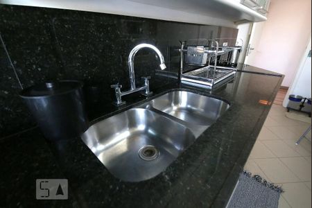 Apartamento à venda com 85m², 2 quartos e 1 vagaCozinha