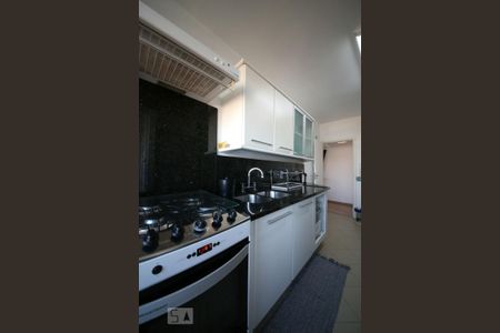 Apartamento à venda com 85m², 2 quartos e 1 vagaCozinha 