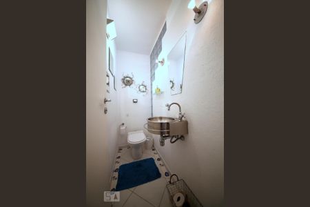 Apartamento à venda com 85m², 2 quartos e 1 vagaLavabo