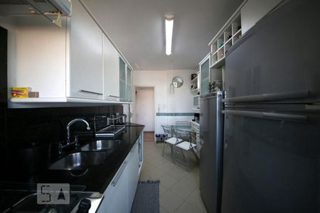 Apartamento à venda com 85m², 2 quartos e 1 vagaCozinha