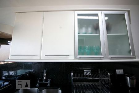 Apartamento à venda com 85m², 2 quartos e 1 vagaCozinha 