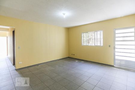 Sala de Estar de casa para alugar com 2 quartos, 85m² em Jardim das Vertentes, São Paulo