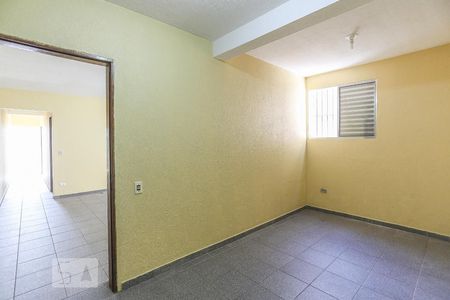 Quarto 1 de casa para alugar com 2 quartos, 85m² em Jardim das Vertentes, São Paulo
