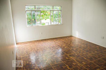Sala  de apartamento para alugar com 2 quartos, 105m² em Jardim Guanabara, Rio de Janeiro