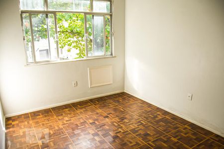 Quarto 1 de apartamento para alugar com 2 quartos, 105m² em Jardim Guanabara, Rio de Janeiro