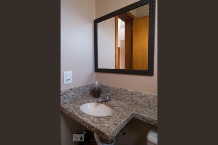 Casa à venda com 180m², 3 quartos e 3 vagasLavabo