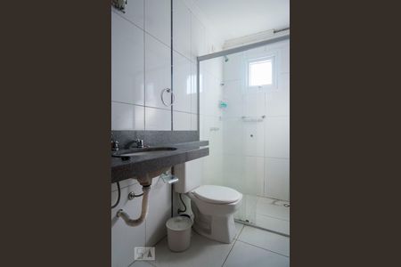 Casa à venda com 180m², 3 quartos e 3 vagasBanheiro Social