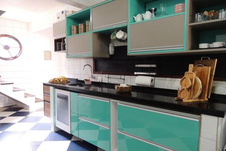 Casa à venda com 240m², 3 quartos e sem vagaCozinha