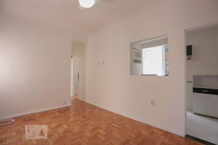 Sala de apartamento para alugar com 2 quartos, 68m² em Maracanã, Rio de Janeiro