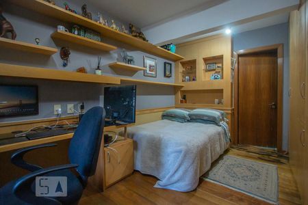 Casa à venda com 500m², 5 quartos e sem vagasuíte 2