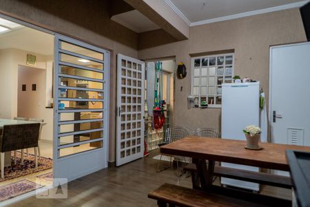 Casa à venda com 216m², 3 quartos e 2 vagas Casa à venda com 216m², 3 quartos e 2 vagasVaranda Gourmet