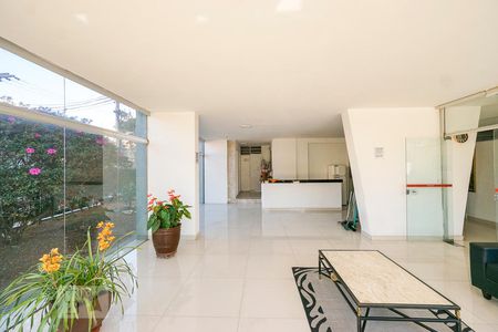 Apartamento à venda com 72m², 3 quartos e sem vaga Apartamento à venda com 72m², 3 quartos e sem vagaSalão de festas