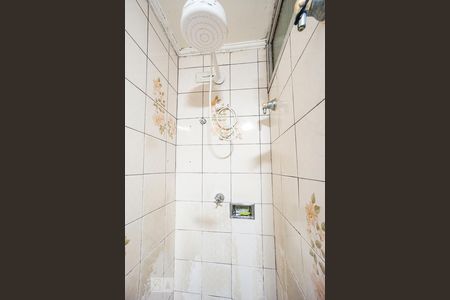 Apartamento à venda com 72m², 3 quartos e sem vaga Apartamento à venda com 72m², 3 quartos e sem vagaChuveiro